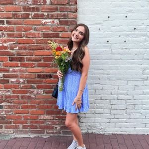 Meet your Posher, Ellie